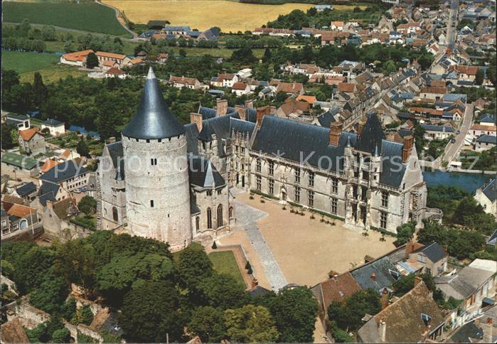 Chateaudun Chateau Donjon vue aerienne