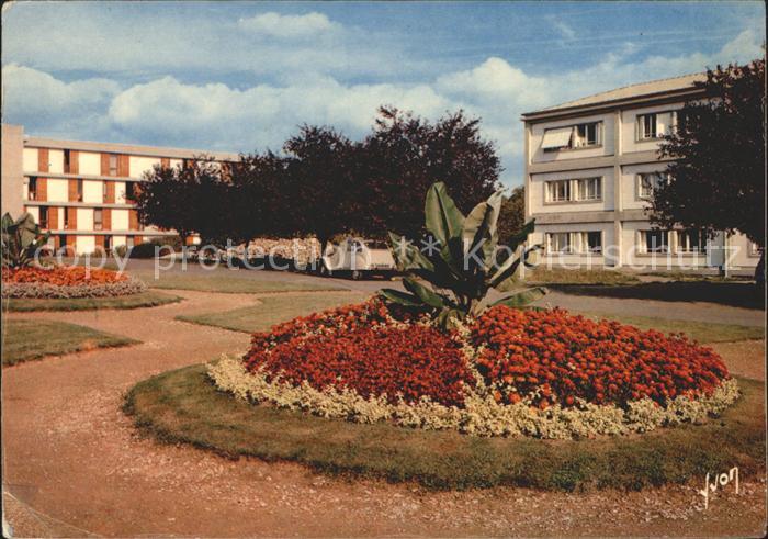 La Ferte-Mace Pavillon thermal