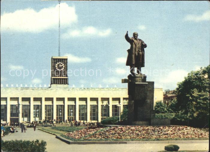 Leningrad St Petersburg Finland Bahnhof Lenin Denkmal Statue