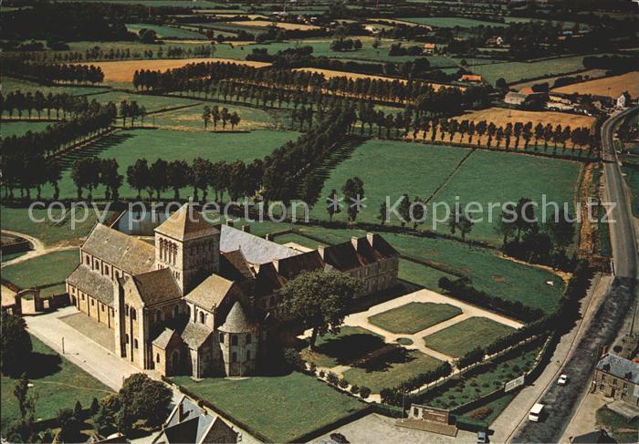 Lessay Abbaye Eglise Romane fondee en 1056 vue aerienne