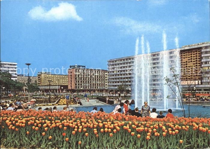 CHEMNITZ Sachsen Blick vom Karl Marx Platz zur Strasse der Nationen Springbrunne