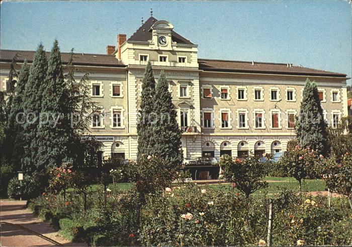 Rive-de-Gier Jardin Public et Hotel de Ville