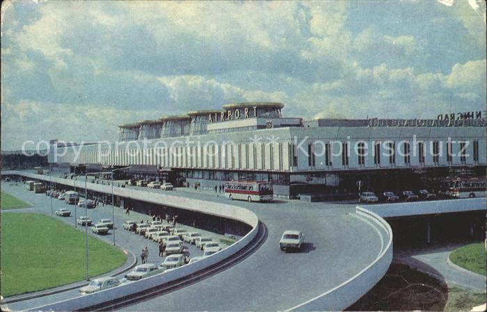 Flughafen Airport Aeroporto Sankt Petersburg Russland