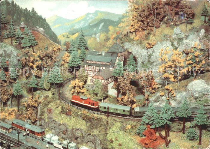 Modellbau-Eisenbahn N-Heimanlage