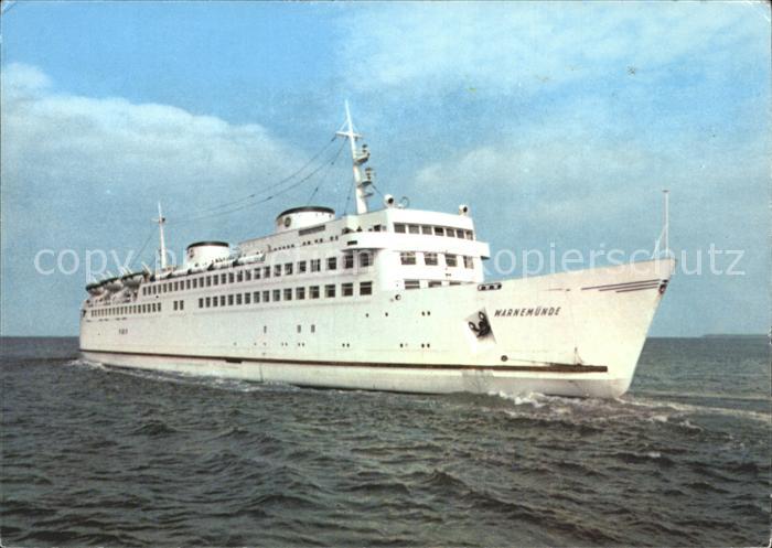 Faehre Ferry Bac Traghetto-- Warnemünde