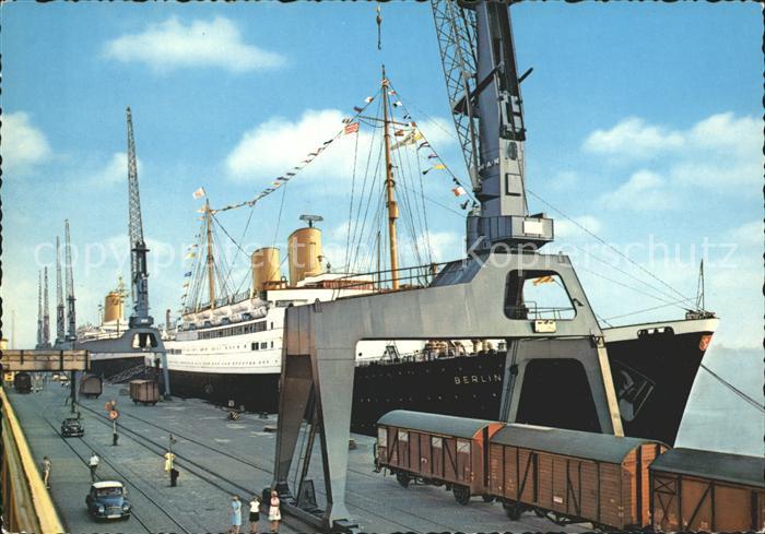 Schiffe Ships Navires MS Berlin TS Bremen Columbuskaje Bremerhaven