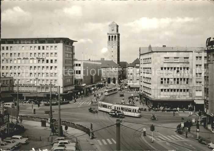 Strassenbahn Muelheim an der Ruhr Stadtmitte