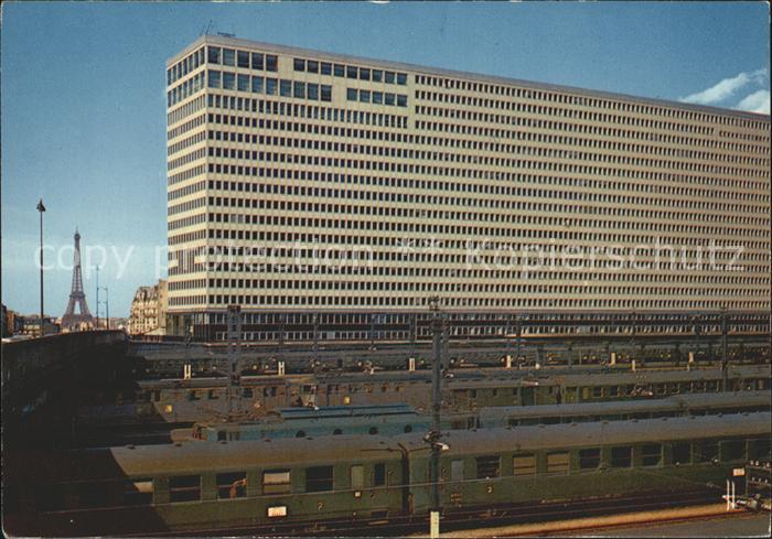 Paris Perspective sur le Nouvel Ensemble de la Gare Montparnasse