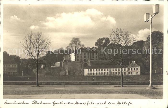 SAARBRueCKEN Saarland Blick vom Gautheater Saarpfalz auf das Schloss