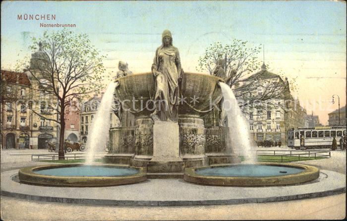 Muenchen Bayern Nornenbrunnen