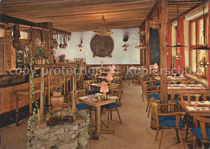 Muenchen Bayern Holzkohler Grill Bar