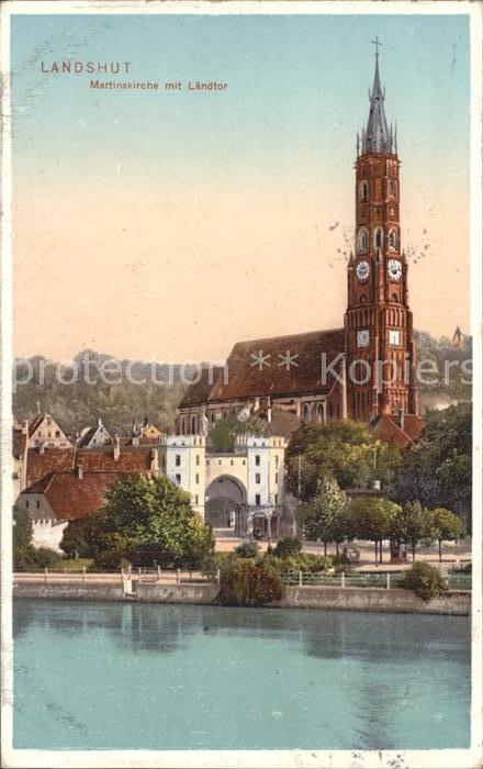 Landshut Isar Martinskirche mit Laendtor