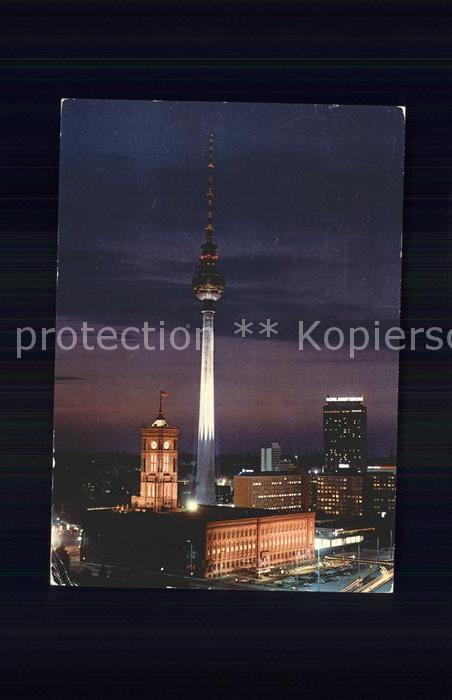 BERLIN  CITY Rotes Rathaus Fernsehturm bei Nacht