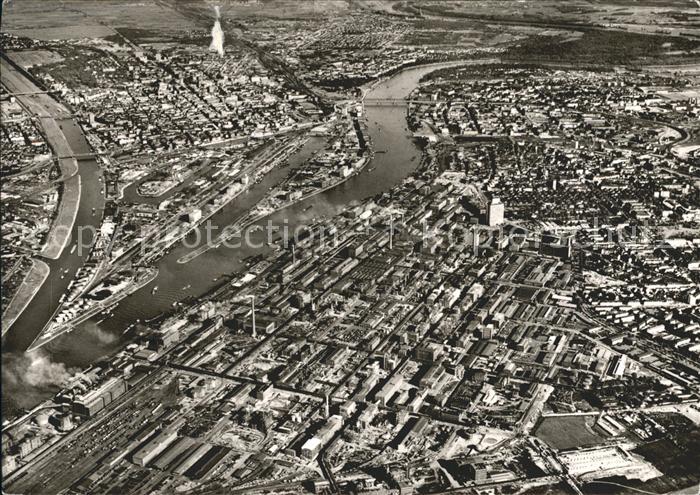 Ludwigshafen Rhein BASF Werkteil Sued mit Ludwigshafen und Mannheim Fliegeraufna