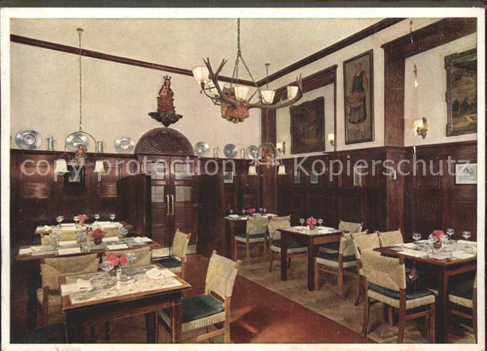 Muenchen Bayern Schwarzwaelders Naturweinhaus Gastraum