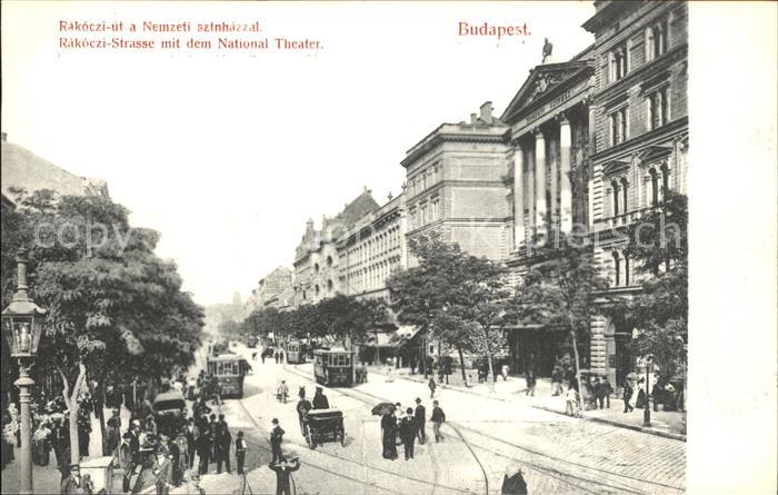 Budapest Rakoczi-Strasse mit Nationaltheater