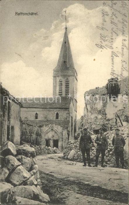 Hattonchatel Ruinen mit Kirche und Soldaten