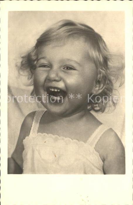 Kinder Child Enfants