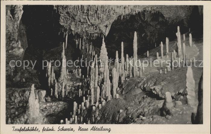 Hoehlen Caves Grottes Teufelshöhle Pottenstein