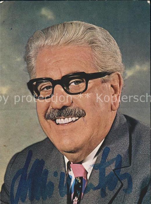 Persoenlichkeiten Willy Millowitsch Autogramm