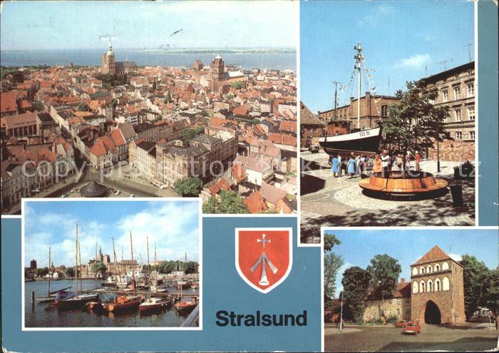 Stralsund Mecklenburg Vorpommern Stadtblick Kutter am Meeresmuseum Hafen Knieper