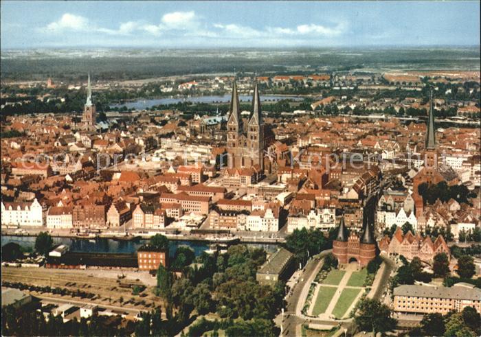LueBECK  CITY Altstadt Hansestadt Fliegeraufnahme