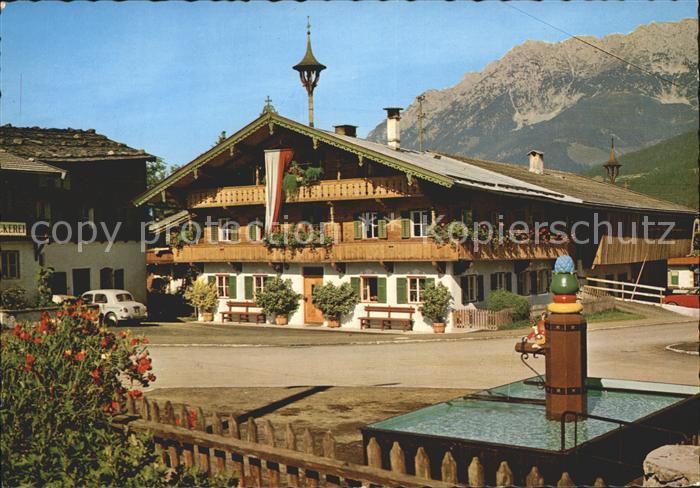 Ellmau Tirol Bauernhaus am Wilden Kaiser Brunnen