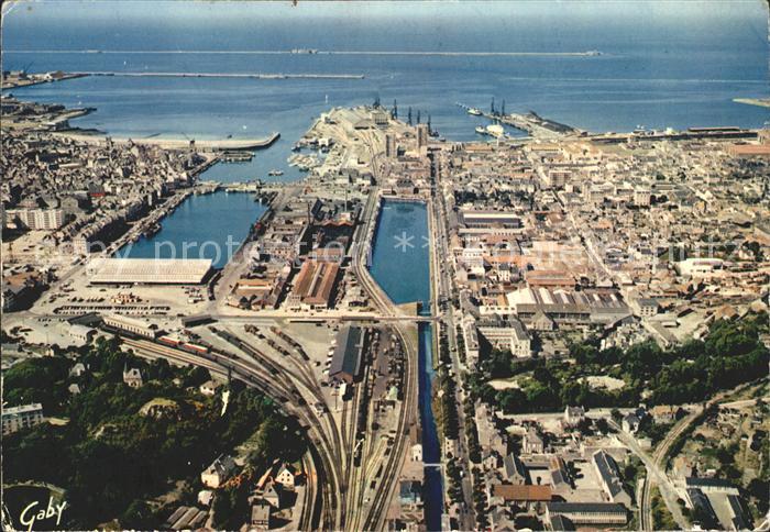 Cherbourg Vue generale vers la gare maritime vue aerienne