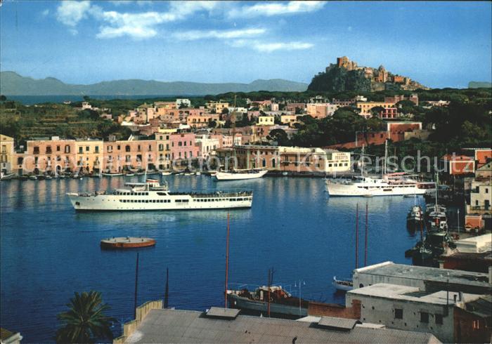 Ischia Il Porto Isola Verde Hafen Faehre