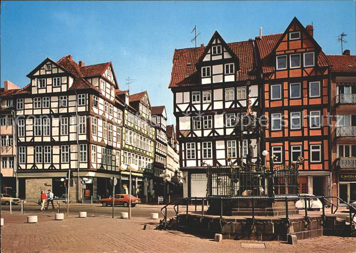 HANNOVER  CITY Holzmarkt mit Oskar Winter Brunnen Altstadt Fachwerkhaeuser