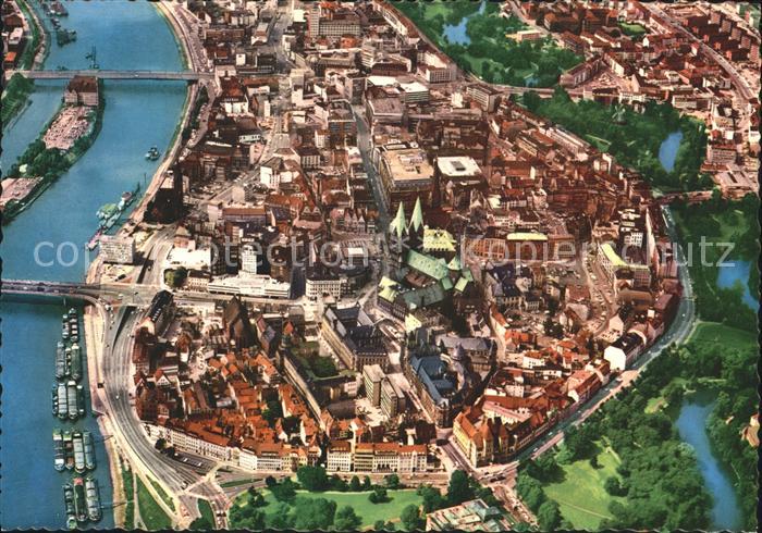 BREMEN  CITY City mit Dom und Weser Fliegeraufnahme