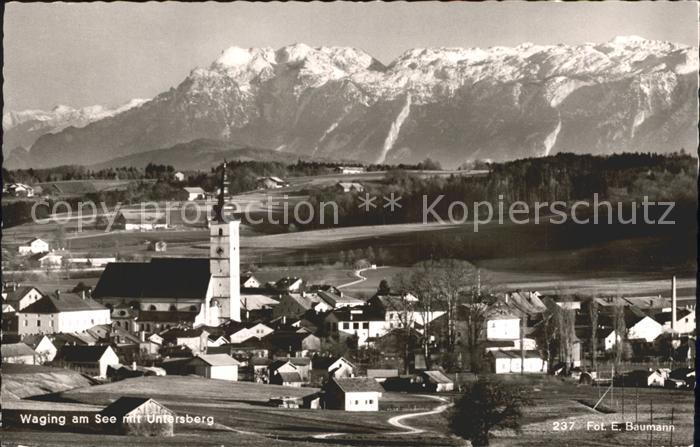 Waging See Ortsansicht mit Kirche Untersberg Berchtesgadener Alpen