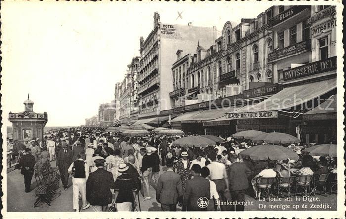 Blankenberghe La foule sur la Digue