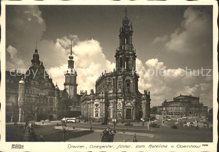 DRESDEN Elbe Georgentor Schloss Katholische Hofkirche Opernhaus