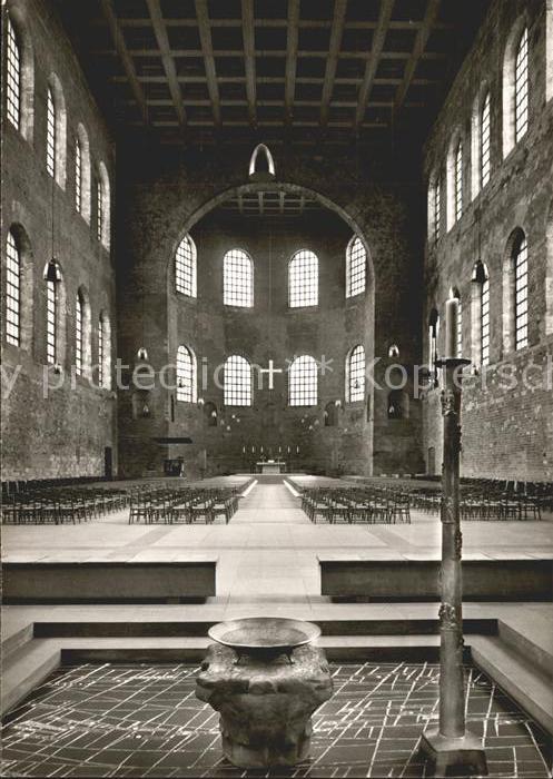 TRIER  CITY Basilika innen mit Baptisterium