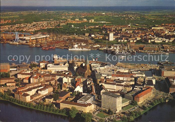 KIEL CITY Fliegeraufnahme mit Werften und Ostufer