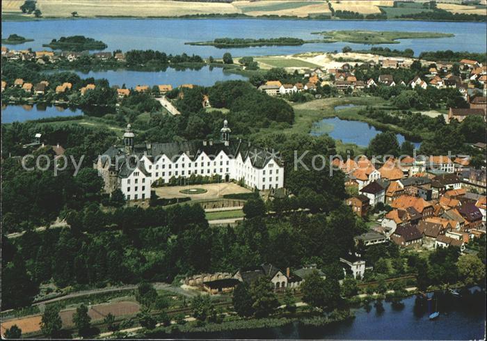 Ploen See Fliegeraufnahme Schloss