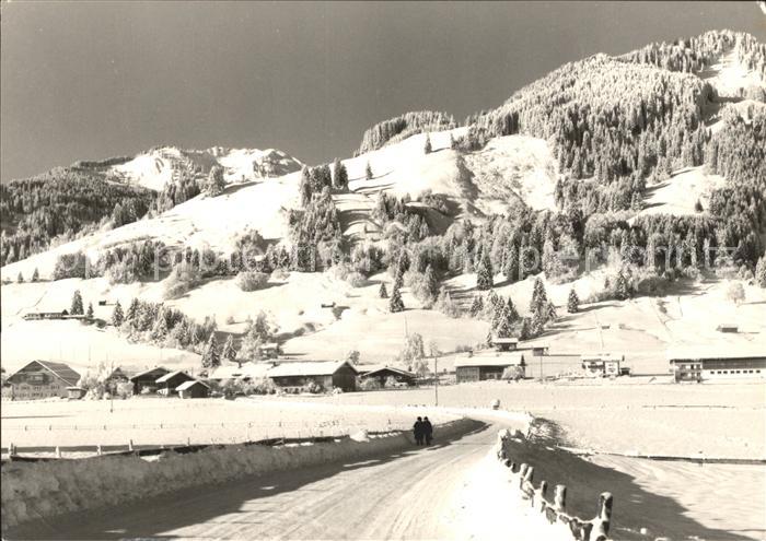 Sonderdorf im Winter