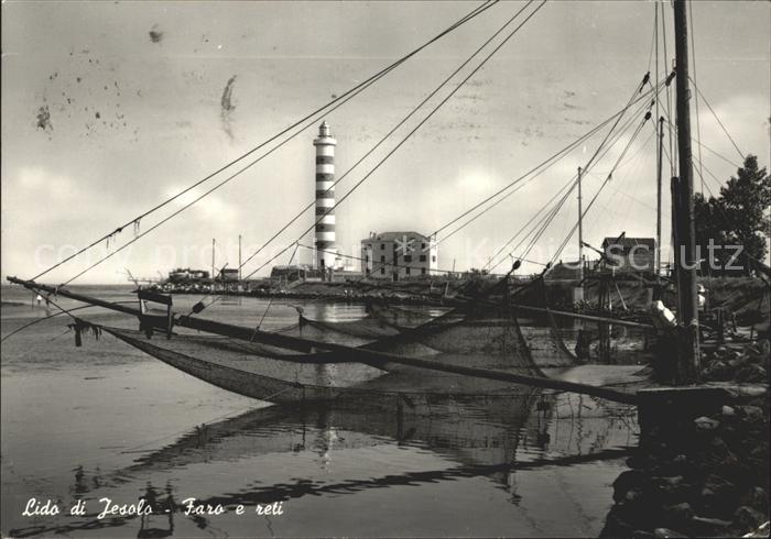 Lido di Jesolo Fischernetze und Leuchtturm