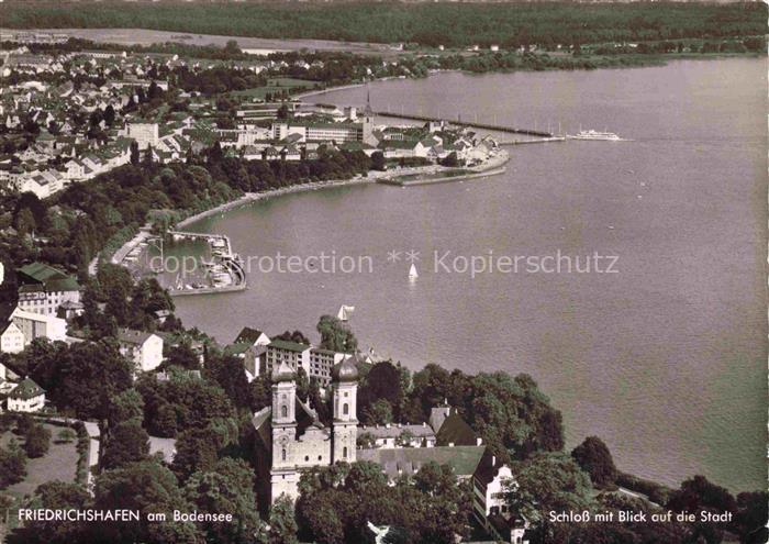 FRIEDRICHSHAFEN Bodensee BW Schloss Blick auf die Stadt