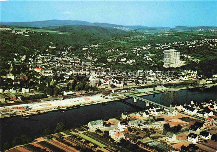 Vallendar Rhein Bruecke Fliegeraufnahme Stadtansicht Hochhaus Fluss