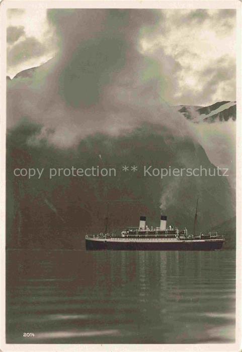 Dampfer Oceanliner Norge Parti fra Sognefjorden