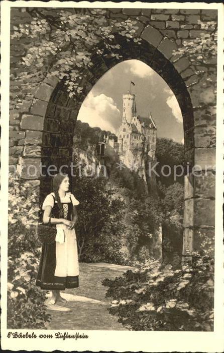 Lichtenstein Wuerttemberg s Baerbele vom Lichtenstein Schloss Wahrzeichen