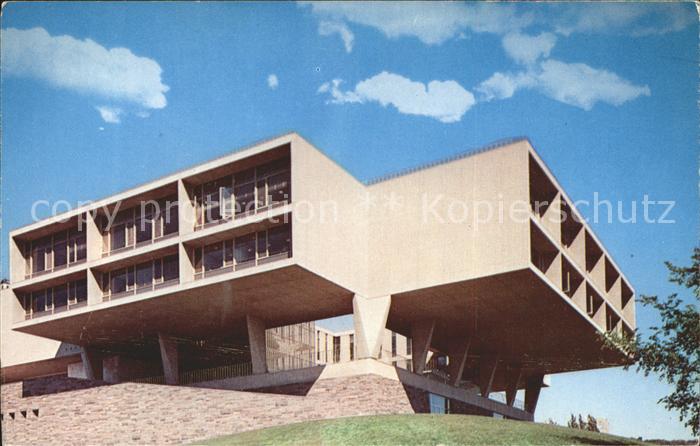 Milwaukee Wisconsin War Memorial Center