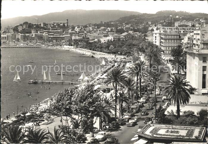 Cannes Alpes-Maritimes La Croisette et les plages Cote d Azur