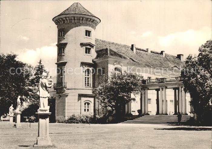 Rheinsberg Schloss jetzt Sanatorium Helmut Lehmann Statue