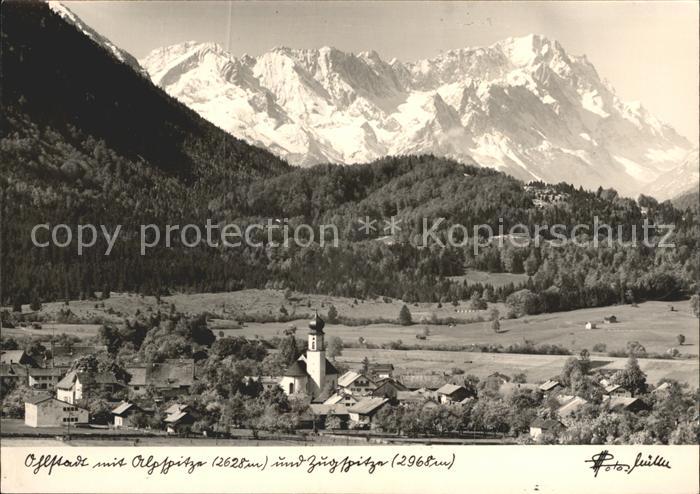 Ohlstadt mit Alpspitze und Zugspitze Wettersteingebirge
