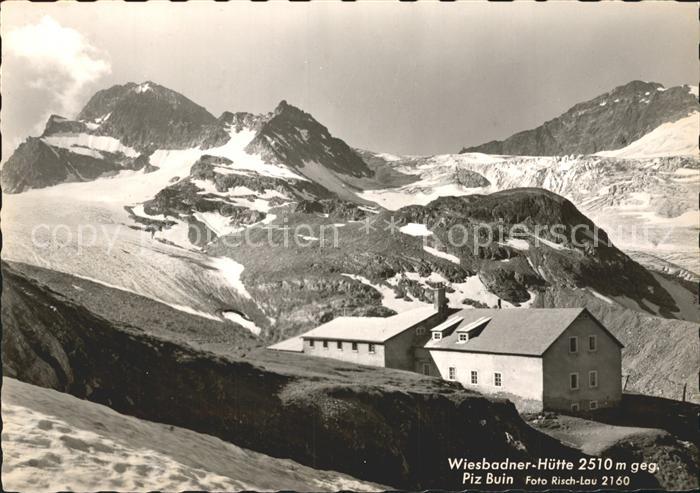 Wiesbadener Huette mit Piz Buin