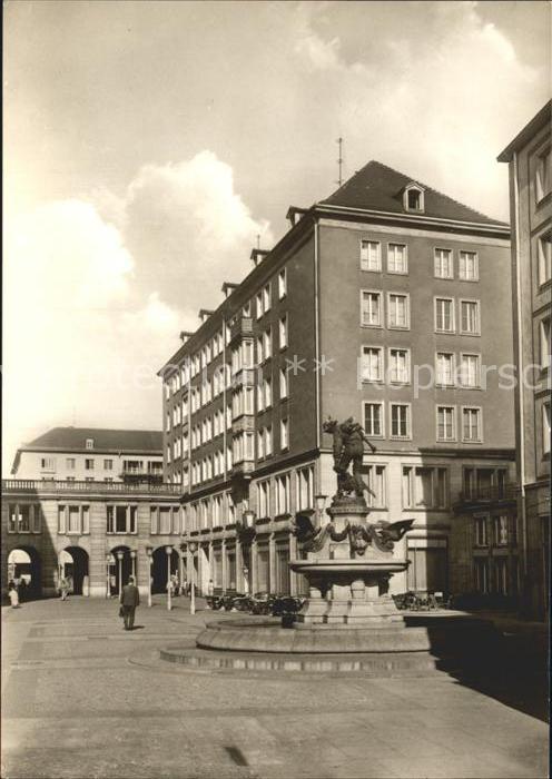 DRESDEN Elbe Weisse Gasse mit Gaensedieb Brunnen