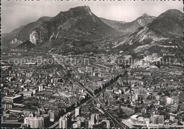 Grenoble Vue aerienne Le Cours de la Liberation